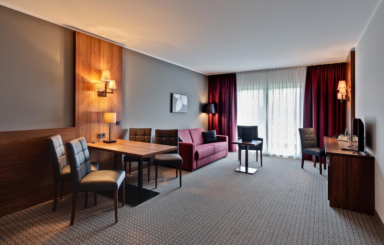 Sante Royale Hotel- & Gesundheitsresort 바트 랑엔잘차 외부 사진